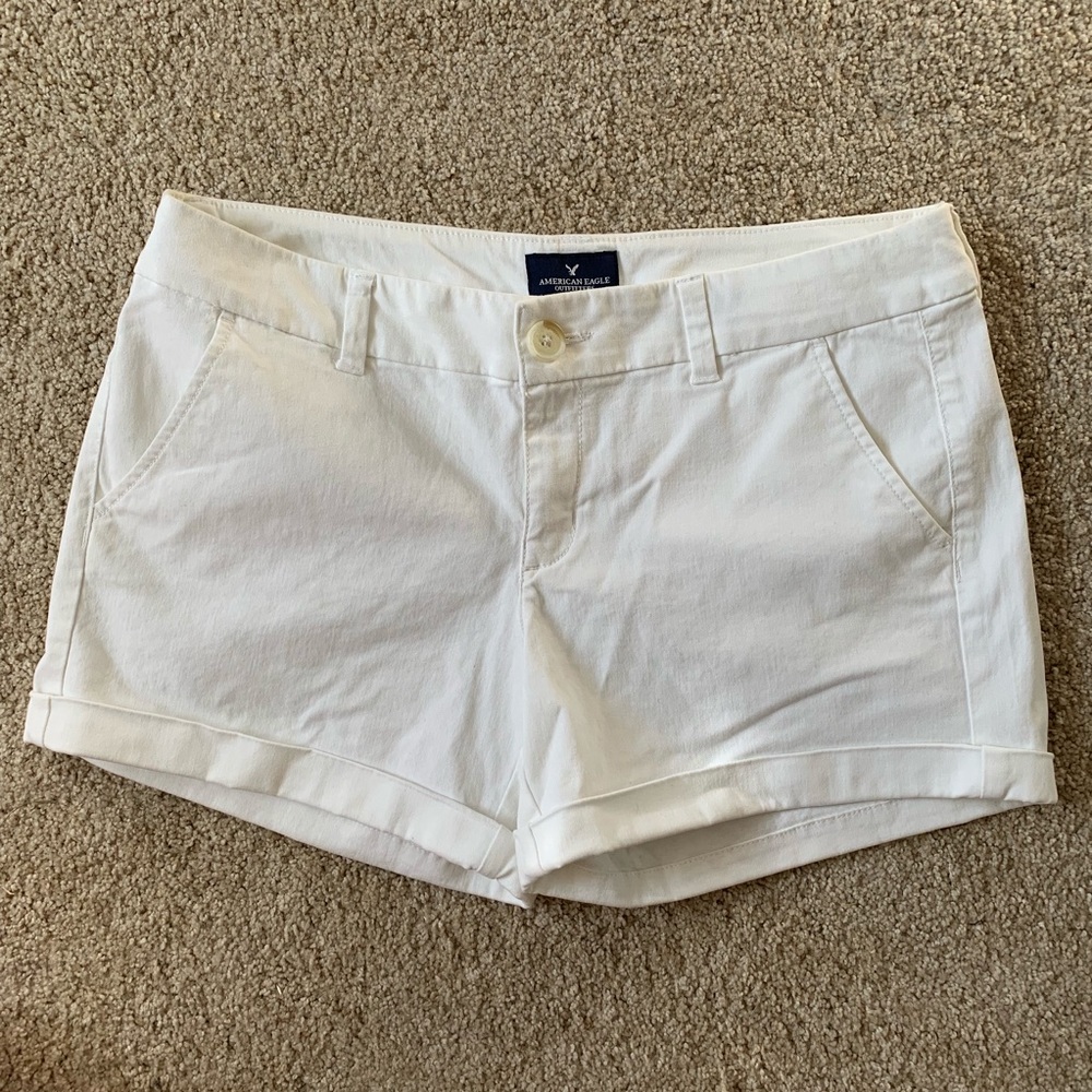 White Midi Stretch Khaki Short